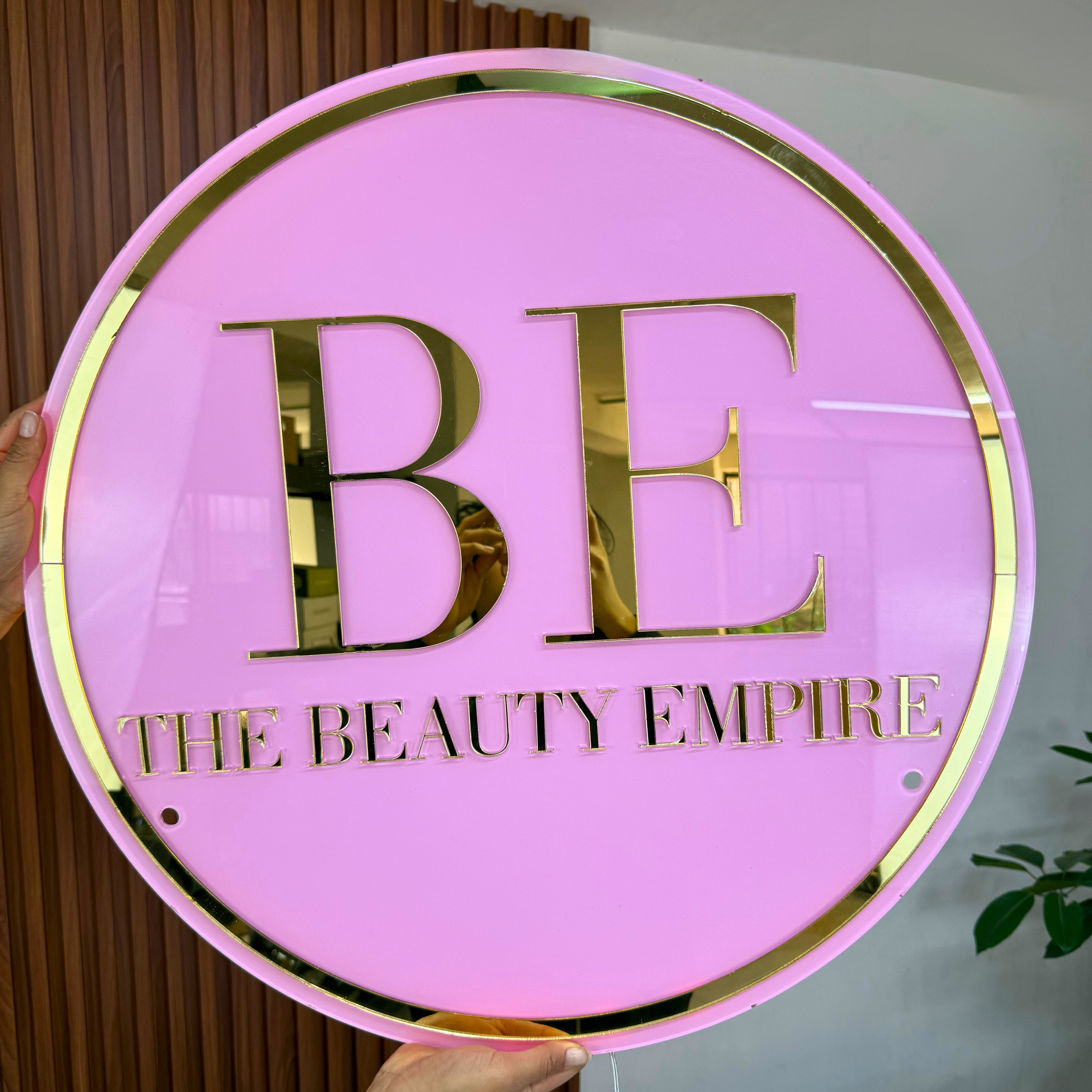 Logo en Acrílico Espejo Retroiluminado